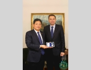 Mr. LU Jianzhong, Chairman of SRCIC and Mr. Kazimir, Minister of Finance of Slovakia