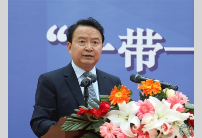 07-陕西省贸促会会长薛华主持开幕式主旨演讲环节