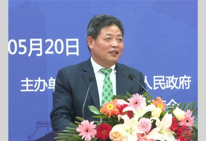06-丝绸之路国际总商会主席吕建中在开幕式上致辞