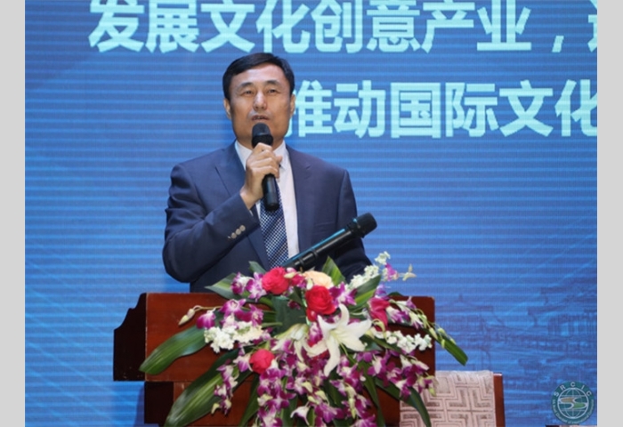 26-中国企业园区国际合作联盟主席、丝绸之路国际总商会产业园区委员会主席吴昀国发表主旨演讲