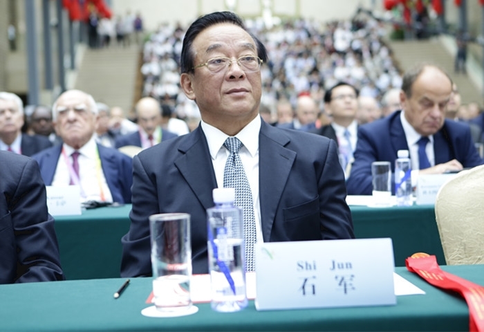 全国政协经济委员会副主任石军